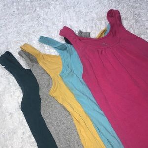 Ladies Tank Bundle 5 Pack Medium/Small camisole